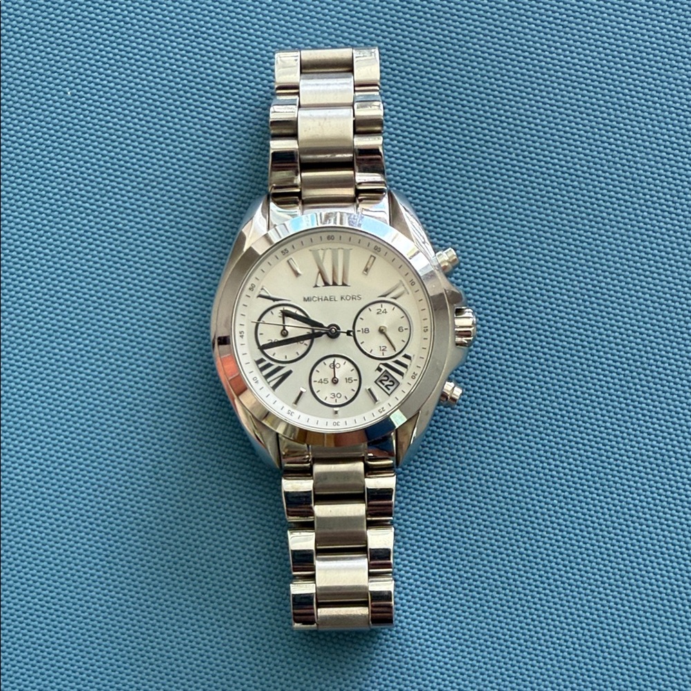 Michael Kors Silver and White Chronograph Watch NWT needs battery